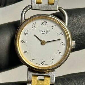 Hermès Arceau AR3.220 White Dial Two-Tone 25mm Swiss-Made Ladies’ Luxury Watch
